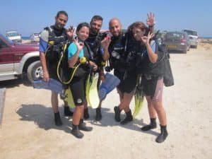 Group Photo Before Discover Scuba